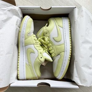 Limelight Jordan 1’s